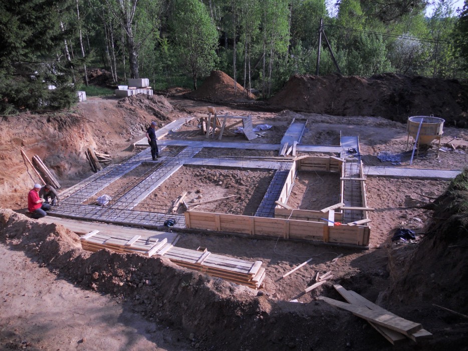 casa en construcción en terreno en Mérida