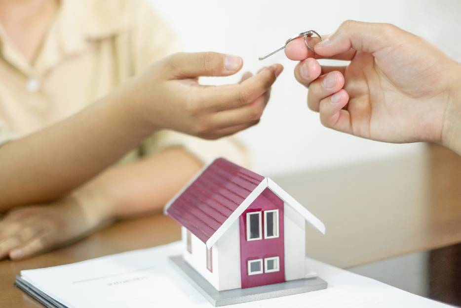 Mérida ofrece alternativas para adquirir vivienda sin Infonavit como arrendamiento con opción a compra, créditos mixtos y remates.