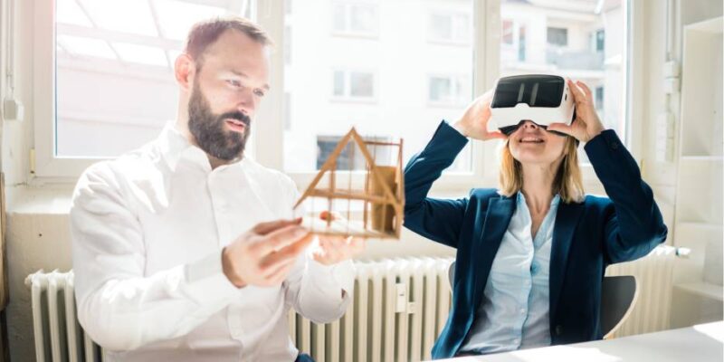 La realidad virtual permite recorrer propiedades a distancia y transforma por completo la experiencia en el sector inmobiliario.