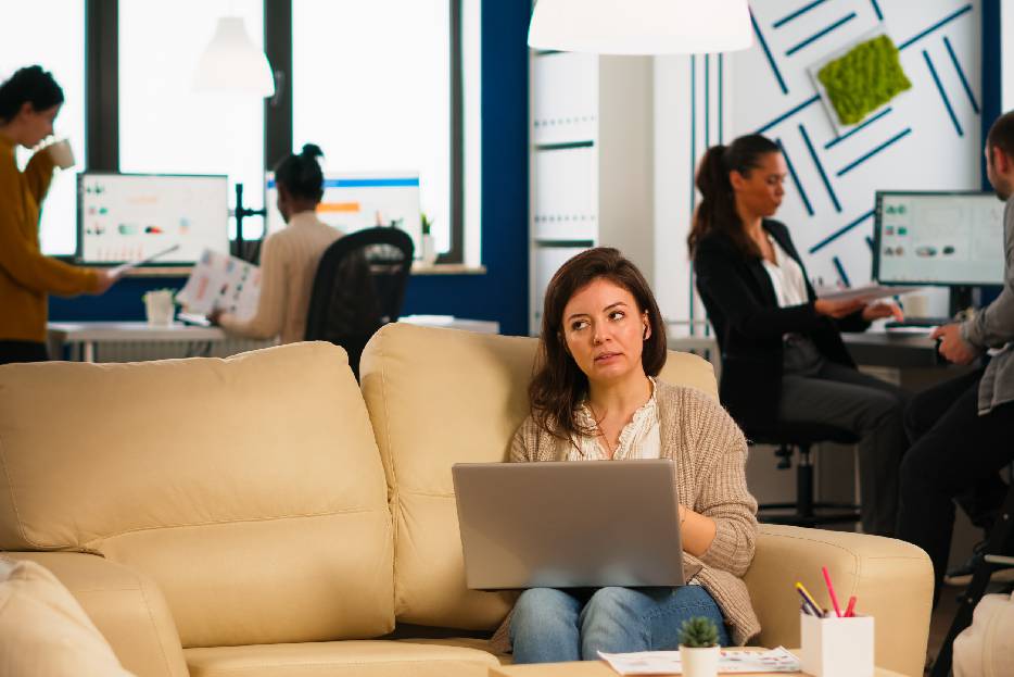 Con seguridad y desarrollo urbano, el coworking en Mérida transforma la vivienda en un entorno ideal para crecer personal y laboralmente.