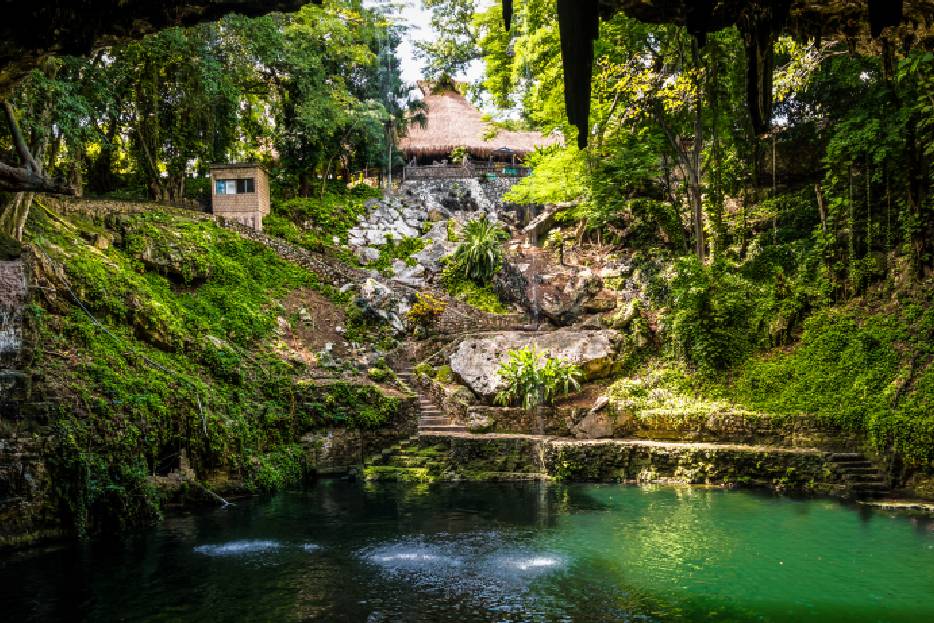 La ruta de los cenotes combina selva, aventura y proyectos sustentables que la convierten en una zona ideal para vivir o invertir.