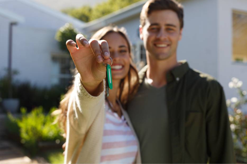 Analizar mantenimiento y reglas internas evita que la vivienda se convierta en una fuente constante de ajustes.